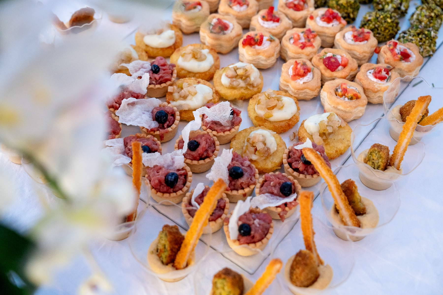 Selezione di finger food preparata da Memento